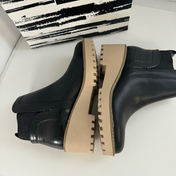 Dolce Vita Chelsea Rancher boots, size :8, black. *WILL NOT COME IN BOX. - Picture 10 of 16